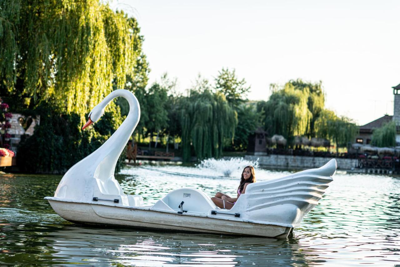 The Wind Mills Hydropark 호텔 Gorna Malina 외부 사진