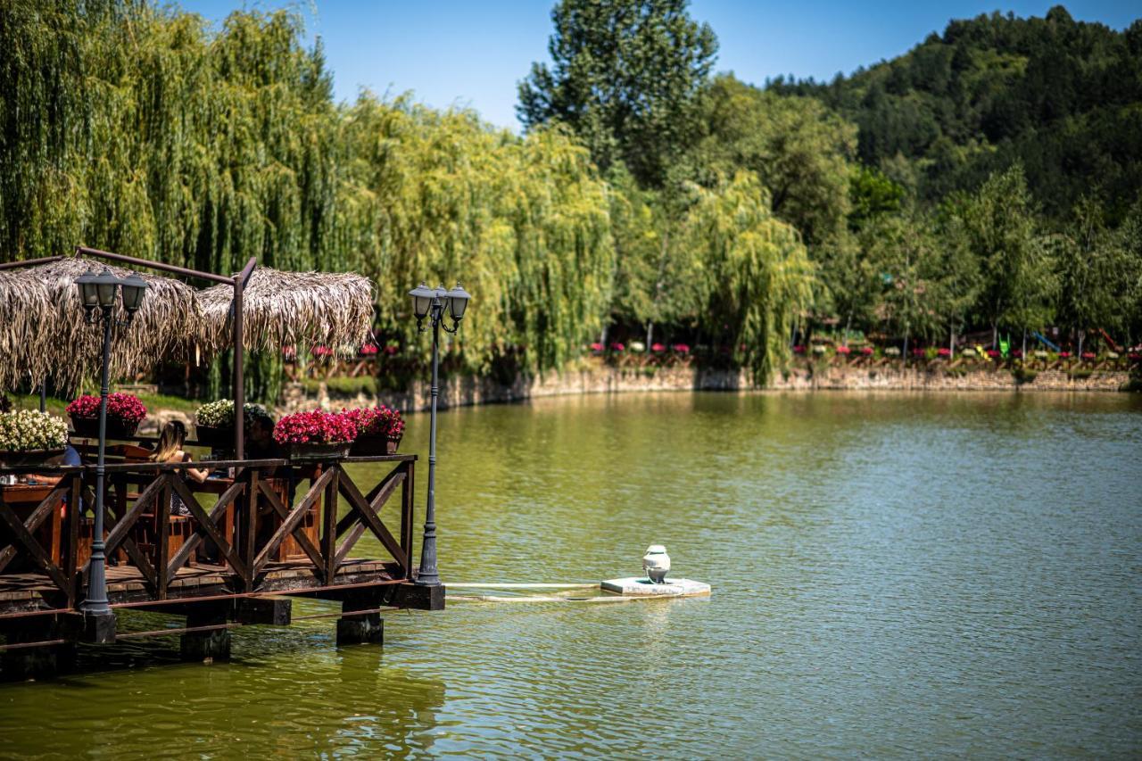 The Wind Mills Hydropark 호텔 Gorna Malina 외부 사진